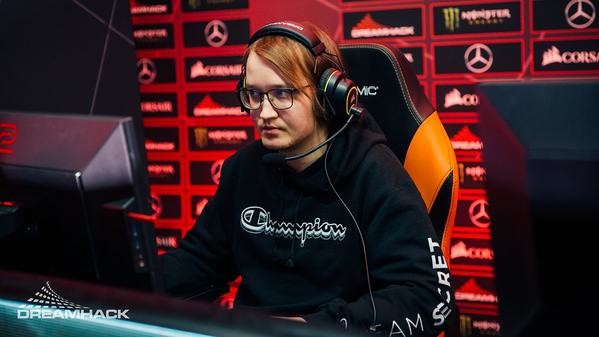 Team Secret outclass Nigma