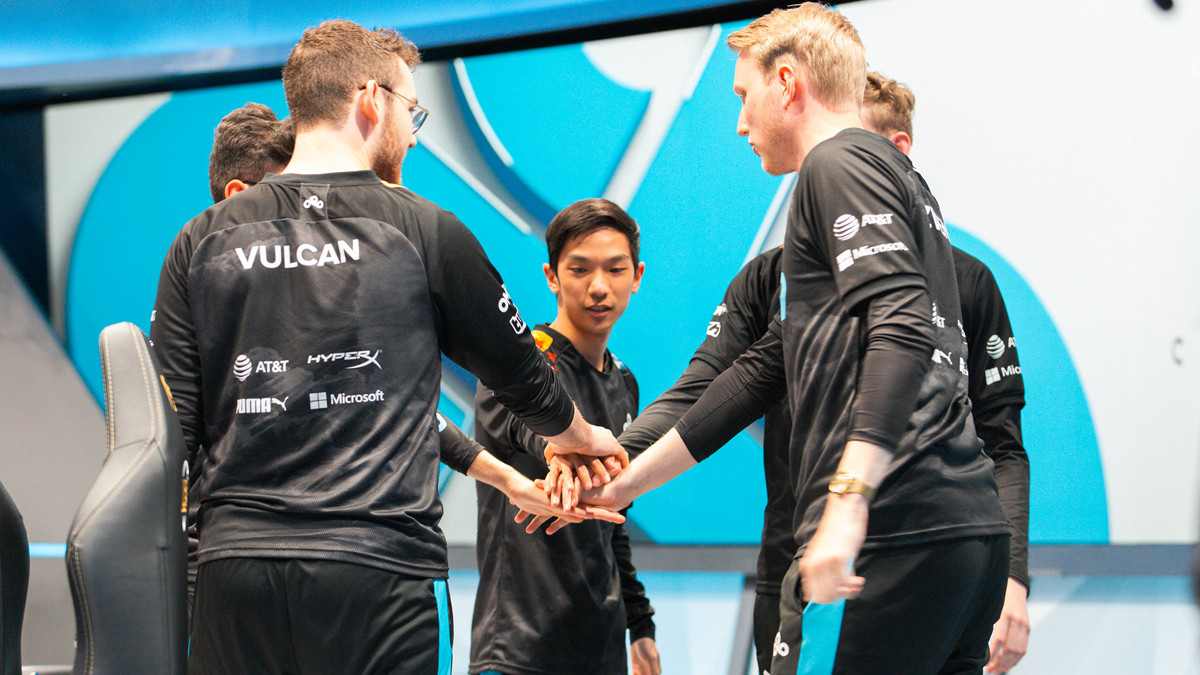 Perkz und C9 siegen im Top-Spiel - TSM und Dignitas glänzen