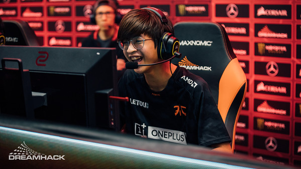 23savage reaches 12k MMR as first player in the world