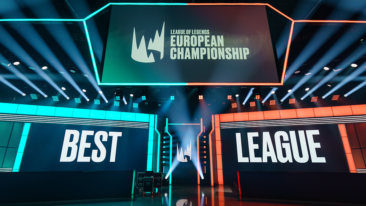 Lec Profis Kehren Fur Spring Playoffs Ins Studio Zuruck