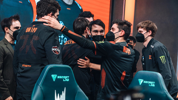 Fnatic nimmt erste Hürde - Starker Jenax kann SK-Pleite nicht verhindern