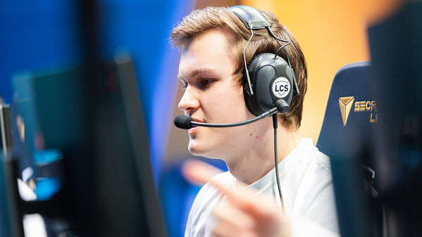 Schock für Team Liquid: Santorin mit gesundheitlichen Problemen