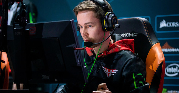 Heroic überrollt Astralis für Gruppensieg - Vitality ausgeschieden