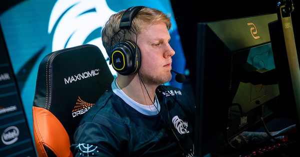 Ex-North-Akteure bringen cajunb für RMR-Slot an Bord