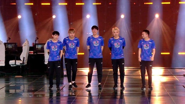 LNG Esports komplettiert chinesische Worlds-Teilnehmer