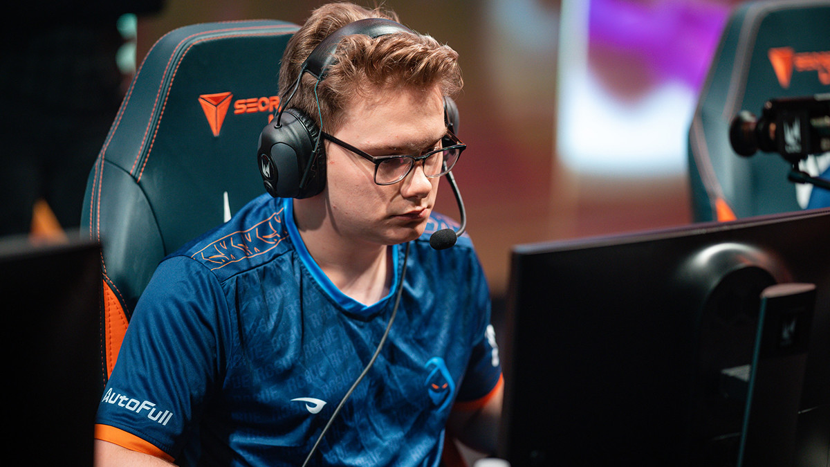 Worlds: Rogue trifft auf DWG KIA und FPX, Fnatic gegen RNG