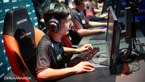 Virtus.pro wechselt kurz vor Major - BIG bekommt neuen Gegner