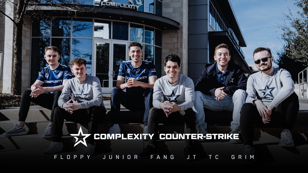 Complexity officialise son équipe NA
