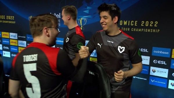 MOUZ holt JDC ins erste Team und setzt NBK- auf die Bank