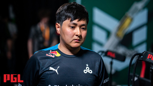 Spielmanipulation? Ex-Mitspieler erhebt Vorwürfe gegen C9-Star HObbit