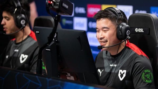 MOUZ und 00NATION buchen letzte Gruppentickets