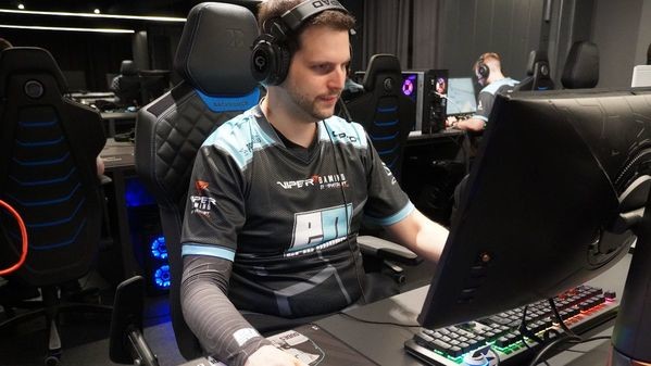 Zweite Divisionen der ESL Meisterschaft: Erster Auftritt der EPIC-DUDES gegen Infernal Void