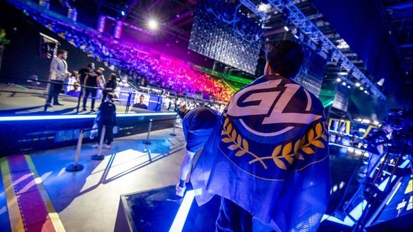 Spannende Entscheidungsspiele: Wer schafft es in die Legends Stage?