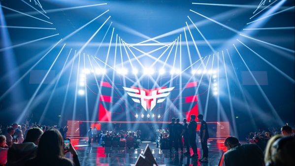 FaZe, NAVI, Heroic und Co.: Wer gewinnt das BLAST World Final?