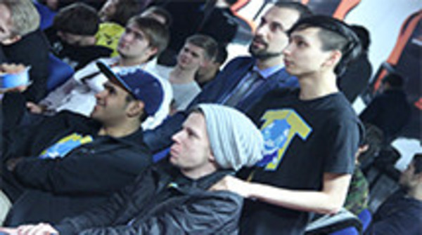 D2CL: Caught in the eye of the Storm