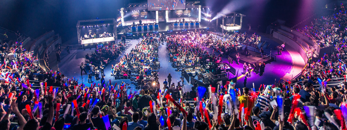 Dignitas trennt sich von ihrem Trainer