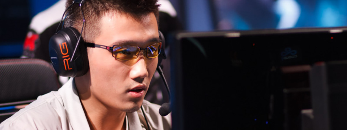 Vasilii randaliert im Gaming House