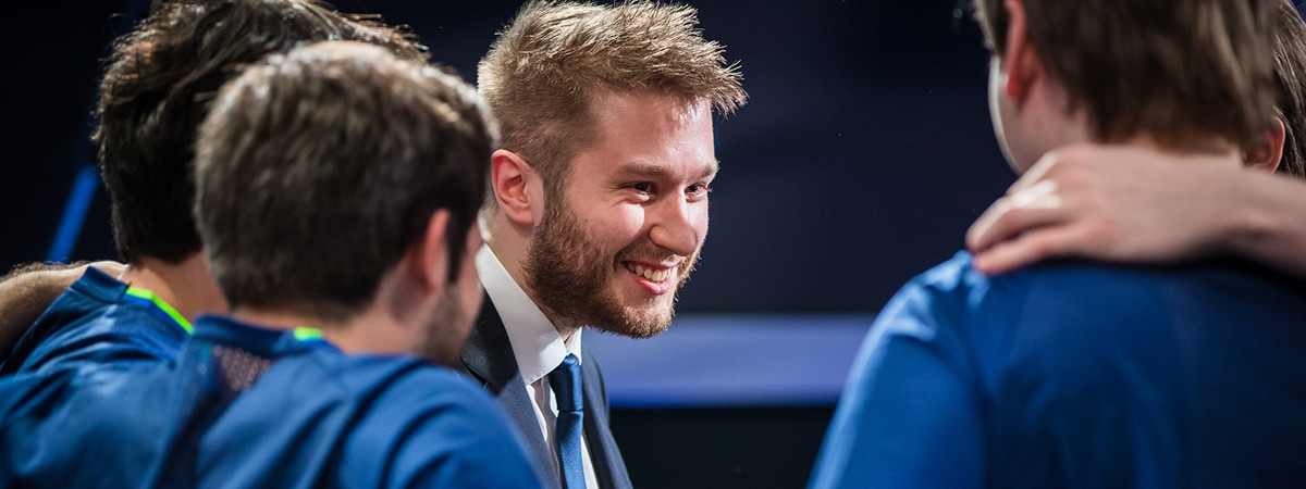 Schalke-Trainer Nyph: Voller Fokus auf Woche 6