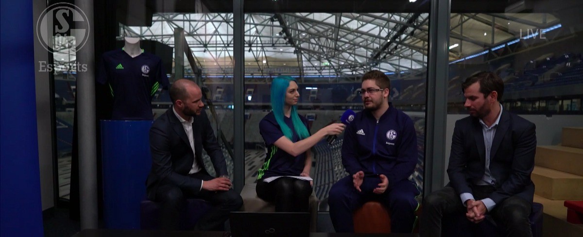 Schalke 04 bleibt in der Challenger Series und bestätigt Smittyj