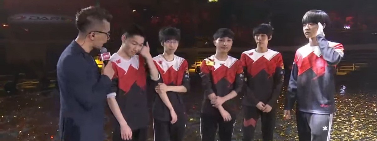 Team WE gewinnt erstmals die LPL