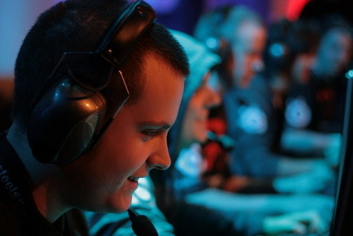 Schwedischer 1.6-Star tritt in der ESEA Premier an