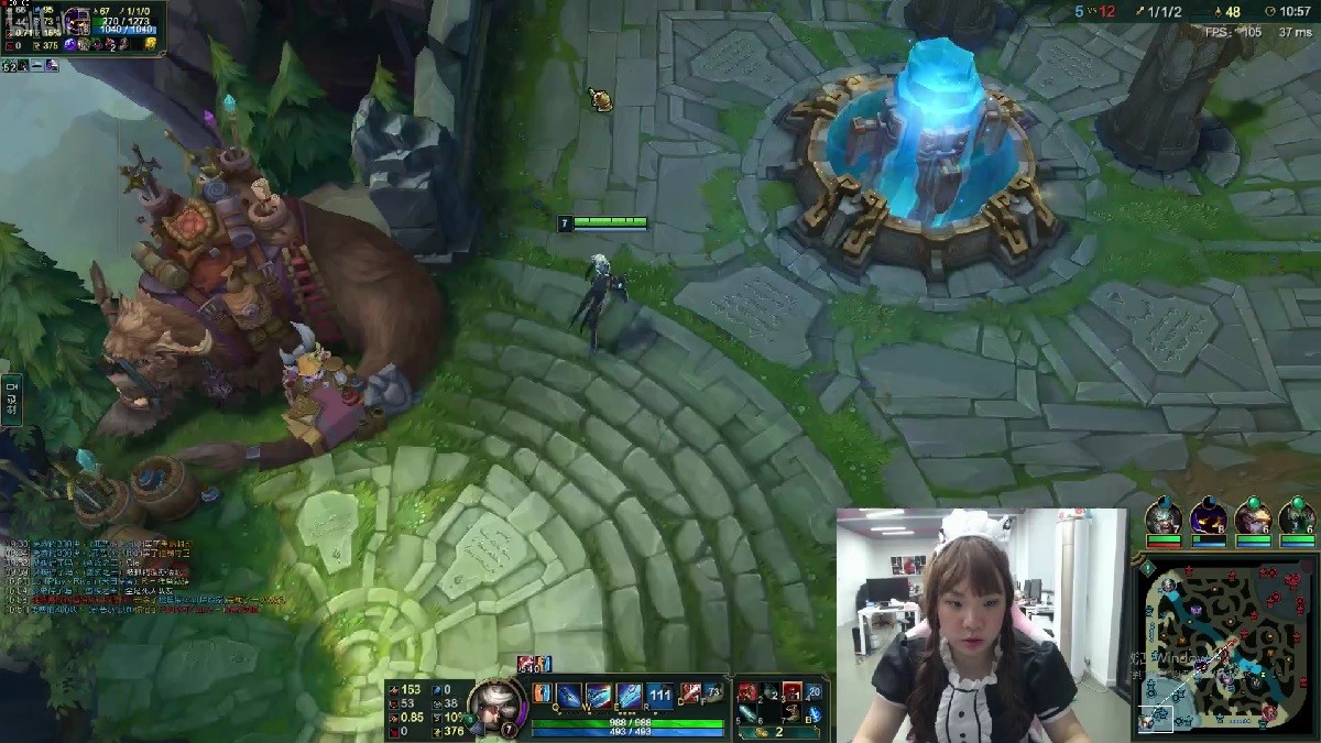 LPL-Profi streamt im Maid-Kostüm