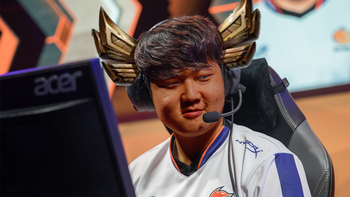 "Huni hat sich [...] gebräunt - sieht ziemlich bronzen aus"