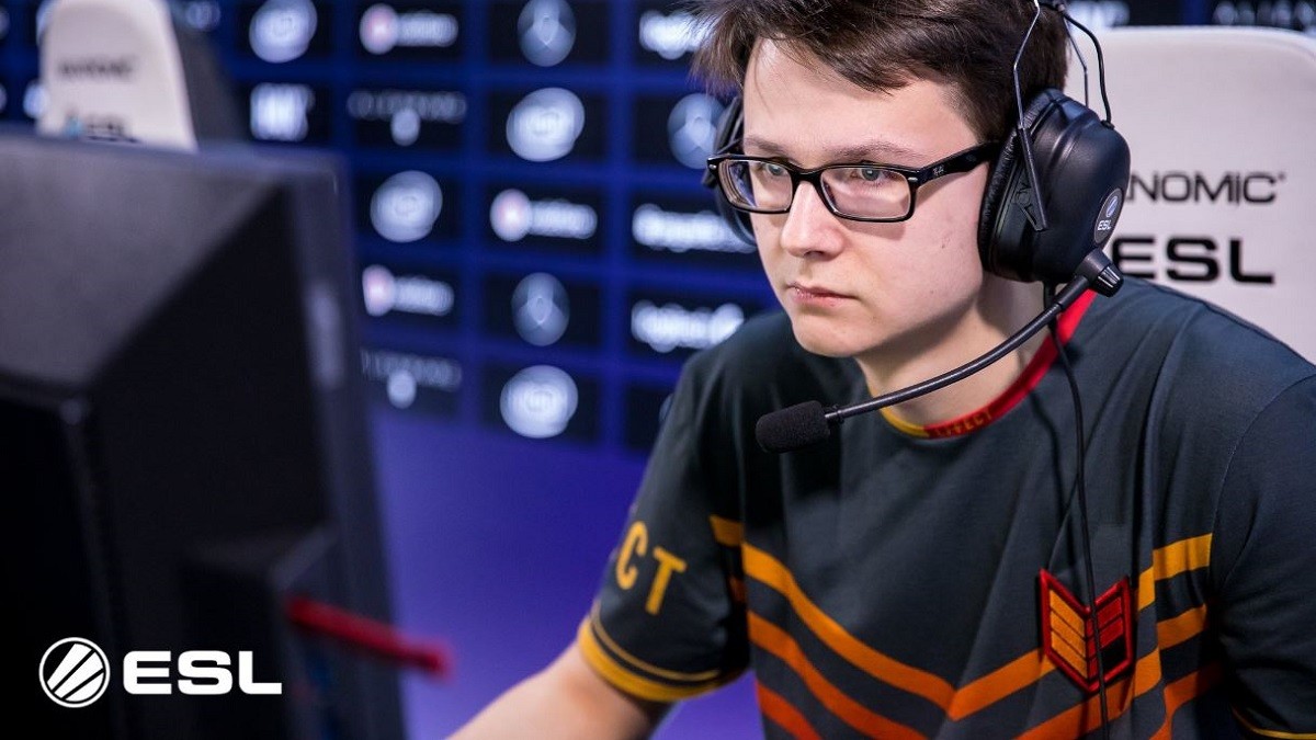 Empire.StrangeR: "We tested players on different roles in different combinations."