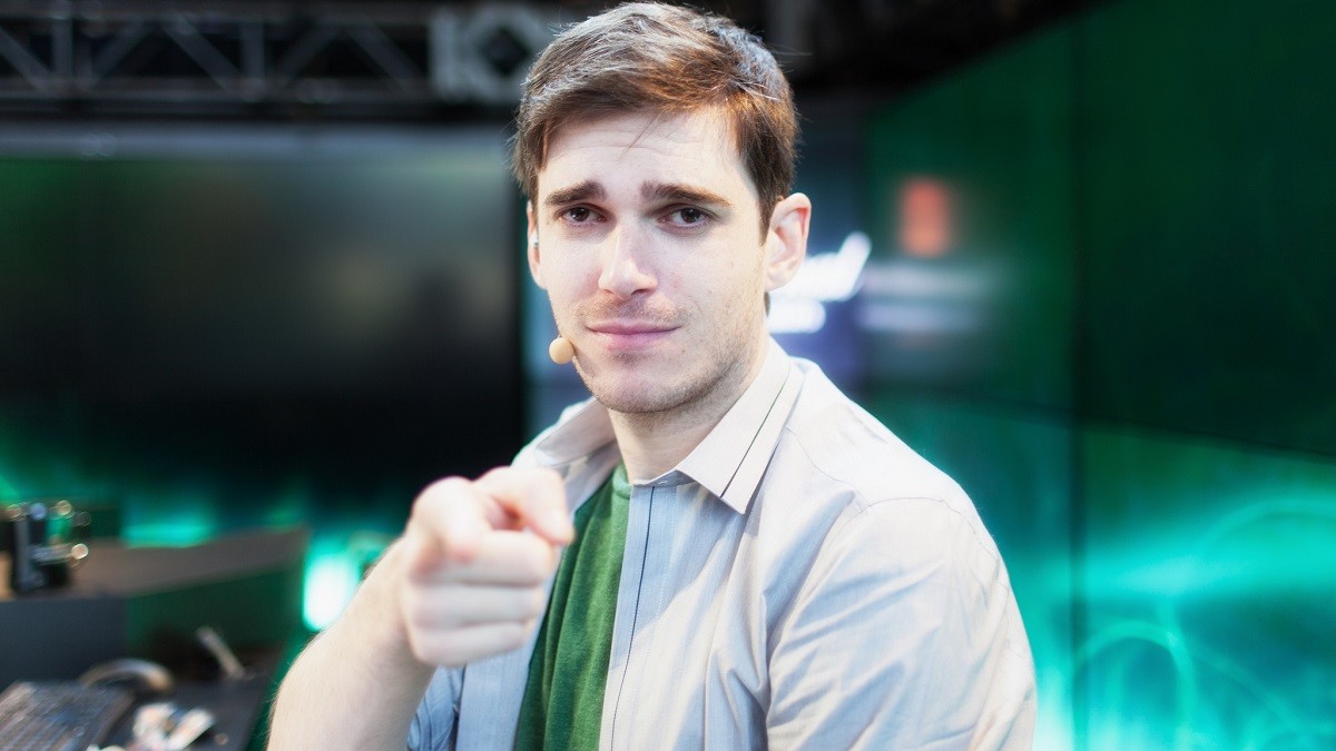 2GD shares touching letter from JerAx after TI win