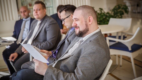 Richard Lewis to make Dota 2 hosting debut at  WSOE