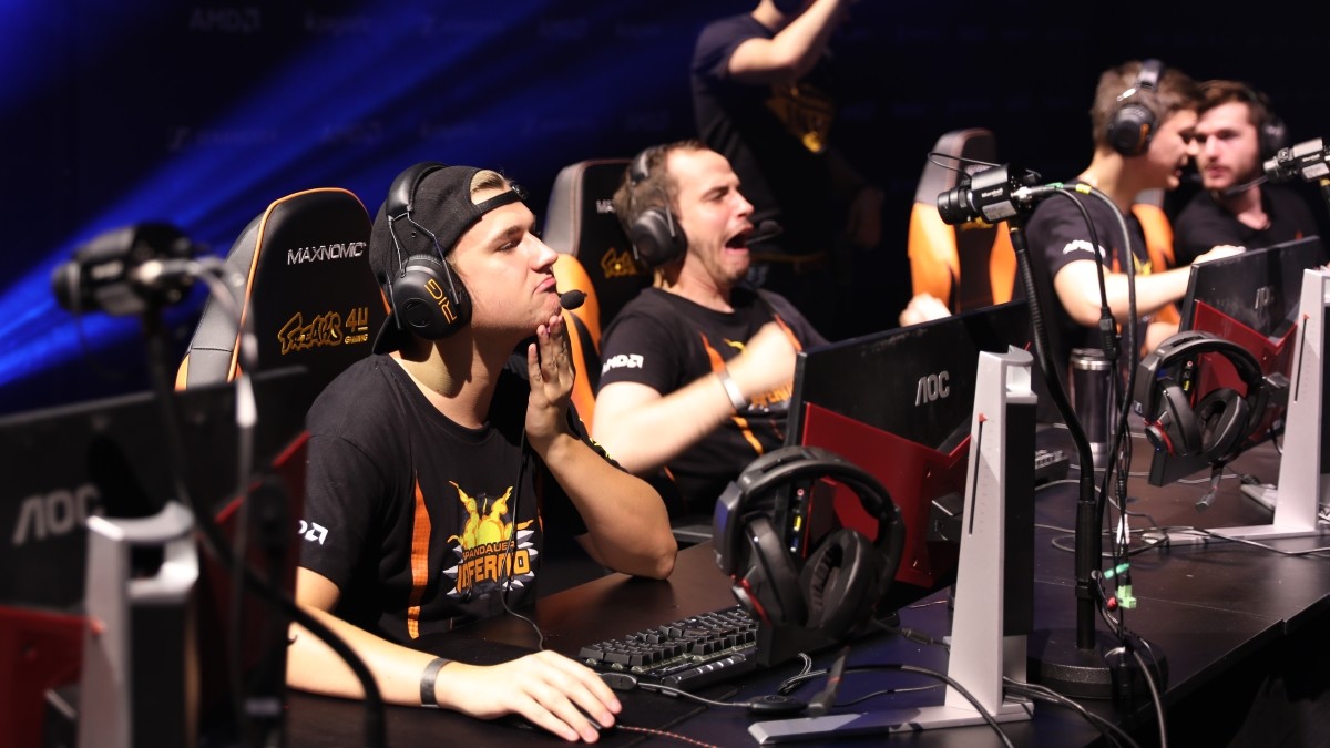 Geniales SPIN zerstört Gegner mit Draven & Nidalee