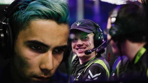 NiP and EG fight in the most epic 3h lasting series at the Major