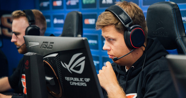karrigan hilft beim NA Minor aus