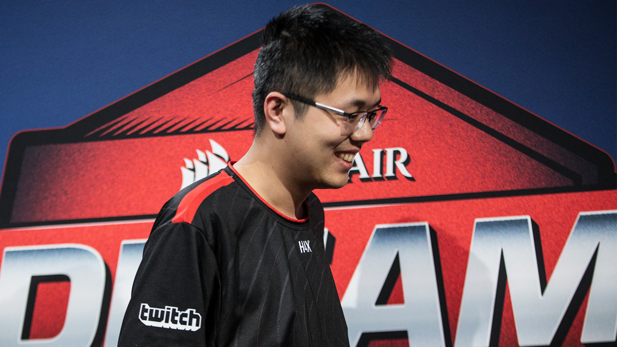 FP and EternaLEnVy surprise EG to top their group