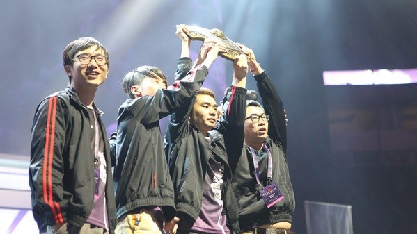 xiao8 - the director and his influence on teams