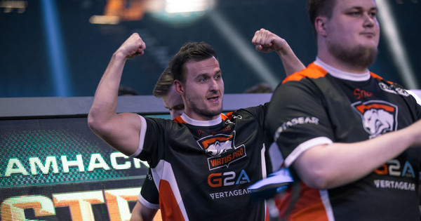 Kommen pasha und NEO zurück?