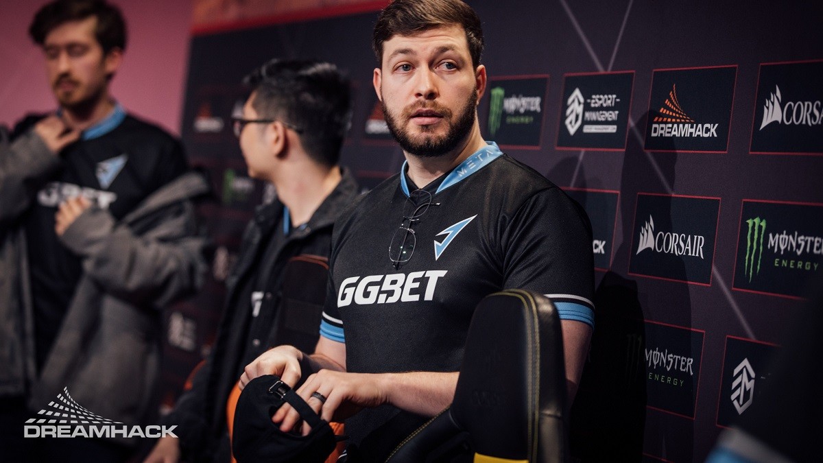 Forward vs. J.Storm: which team will qualify for the Minor?