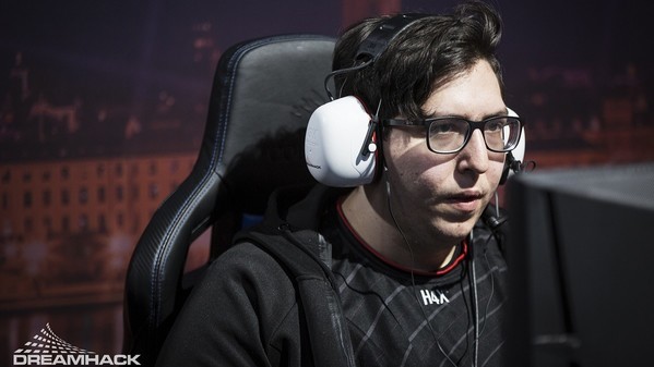 compLexity gets revenge on Team Team at the American Avengers Cup