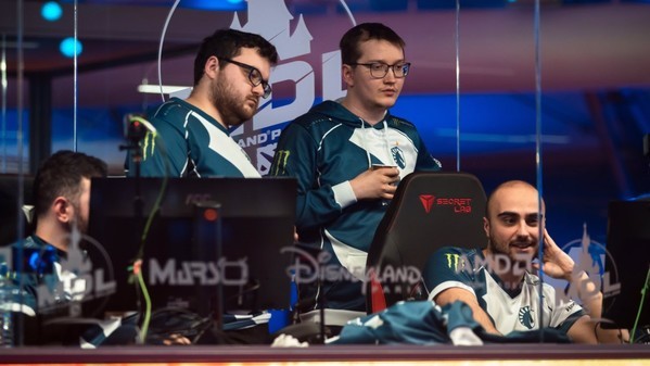 Liquid takes an insane series versus OG