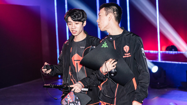 LPL-Teams im Finale: IG bei klarem Sieg nur Zuschauer