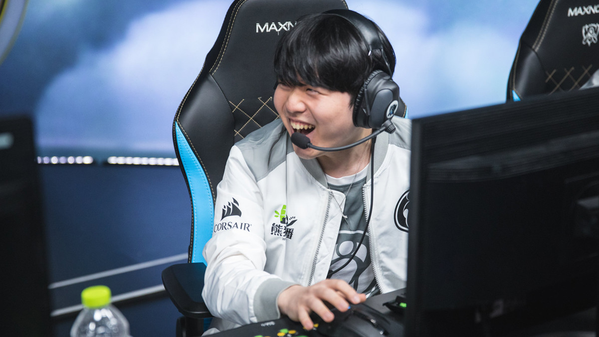 Debakel abgewendet: Invictus Gaming bei den Worlds 2019 dabei
