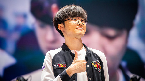 Faker verlängert wohl bei SKT - kkOma, Clid, Khan & Mata nun Free-Agents