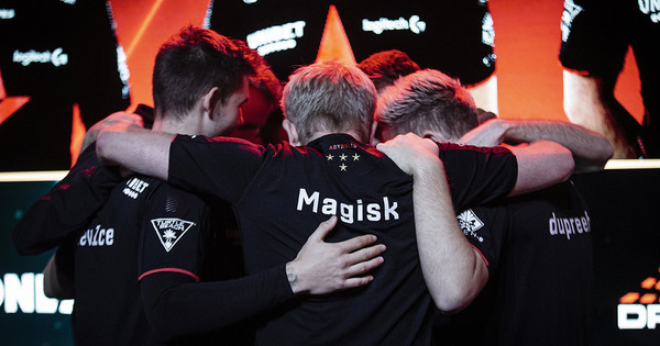 Astralis nach Schrecksekunde im Halbfinale