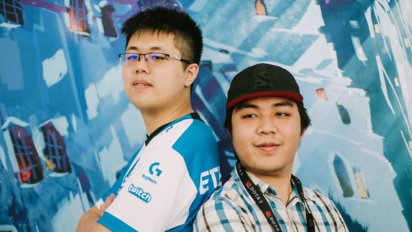 EternalEnvy is back in Cloud9's dress