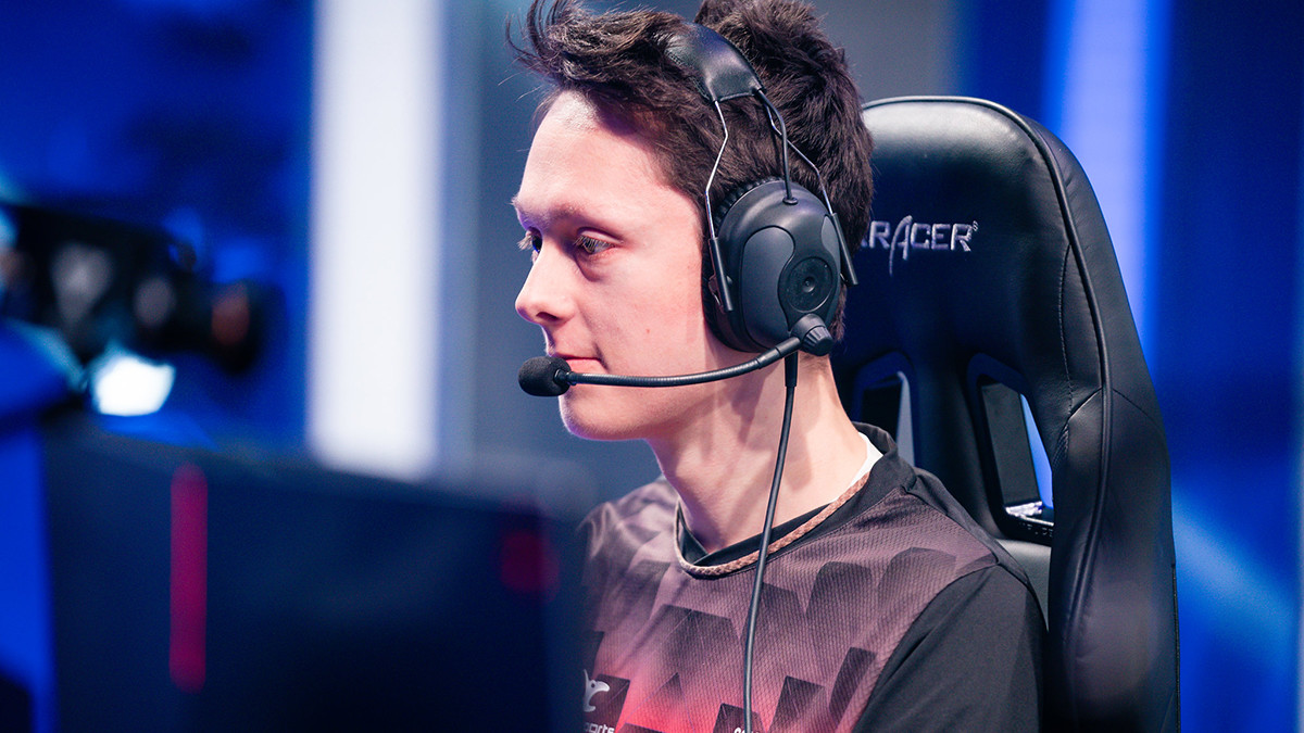 mouz schlägt Spitzenreiter GamerLegion, SK Prime mit erstem Sieg