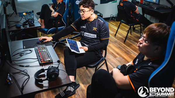 Fnatic complete line-up with new offlaner
