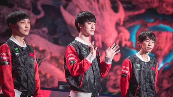 LPL-Vize-Champion holt Mystic und xiye, RNG enthüllt Roster
