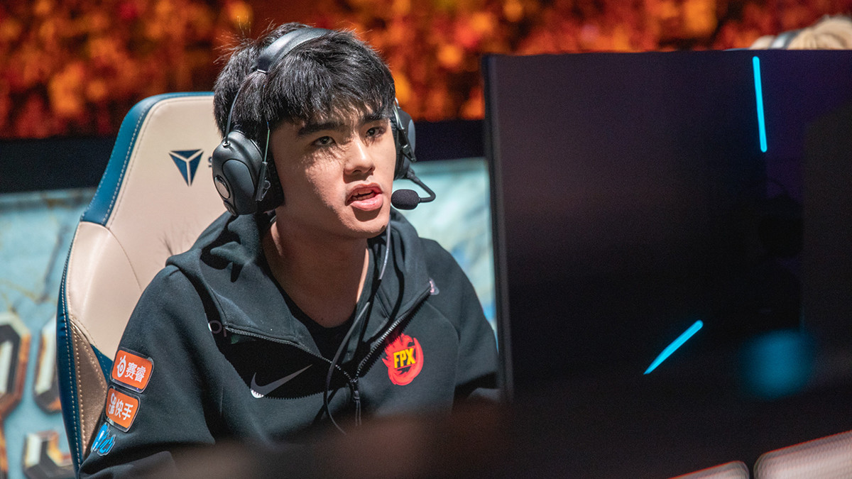 Ex-World-Champion FPX holt AD-Carry: Konkurrenz für Lwx?
