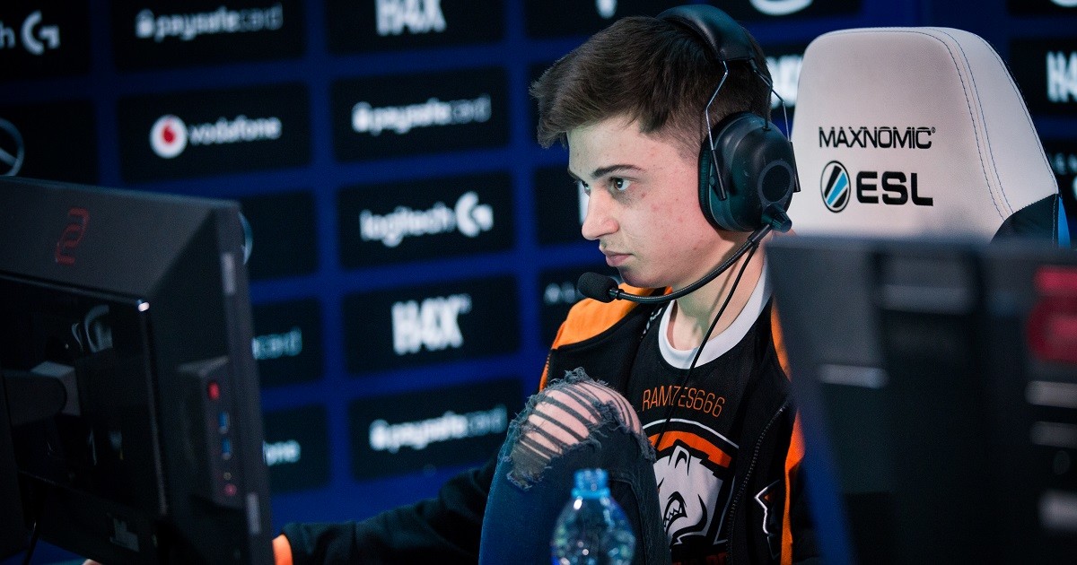 Ramzes is the new face (and hair) of Head & Shoulders | joinDOTA.com