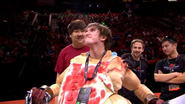 All-Star: A Sweaty DENDI PUDGE appears! 10 lucky fans join in on ...